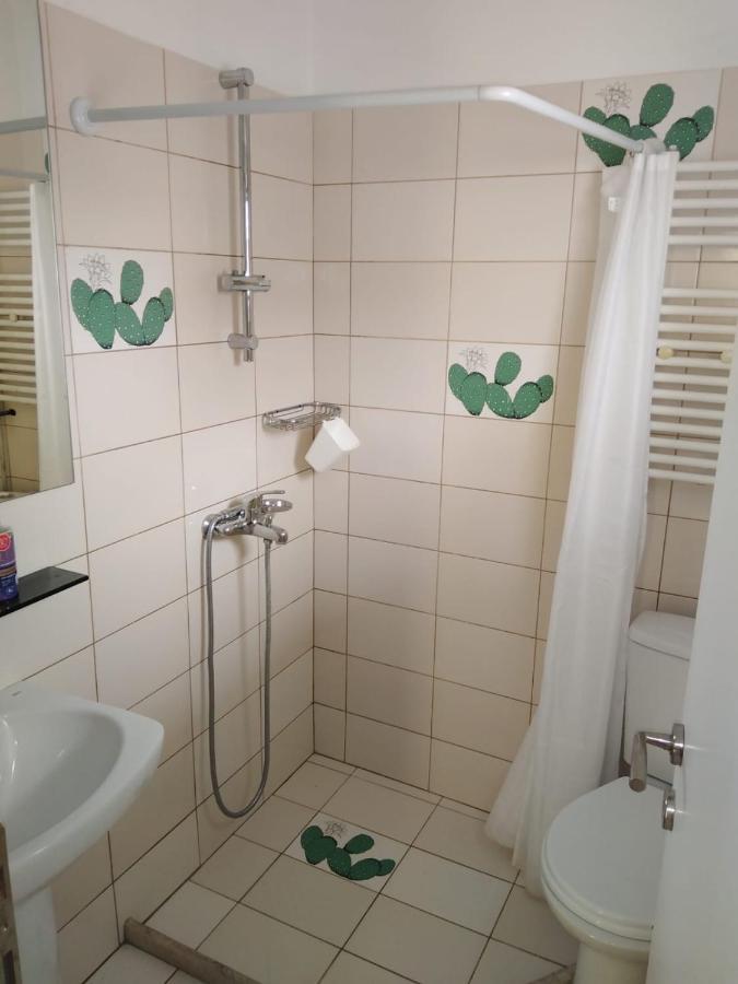 Apartment With 3 Rooms Just 1 Min From The Beach And Free Public Parking Peraía Dış mekan fotoğraf